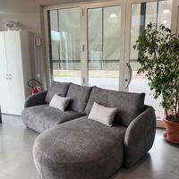 Divano nuovo da esposizione