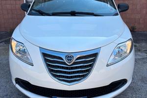 Lancia Ypsilon 0.9 TWINAIR 85 CV 5P METANO ECOCHIC