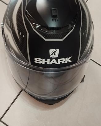 Lotto casco Shark + 2 giubbotti  Berik e Dainese