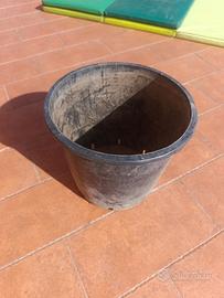 vaso nero in pvc