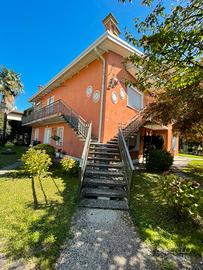 Casa singola / tre' appartamenti