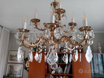 Lampadario di pregio a gocce 