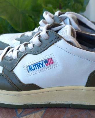 Scarpe Autry nr 40 bianco  e verde
