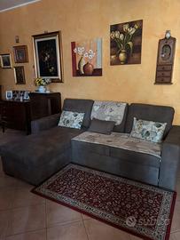 Divano letto con chaise longue
