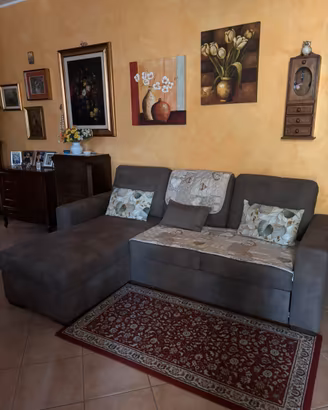 Divano letto con chaise longue