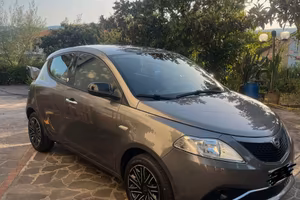 Lancia Ypsilon 1.2 Ecochic GPL Gold