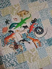 animali giocattolo misti