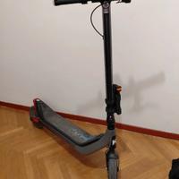 Monopattino elettrico Argento KPF by Pininfarina