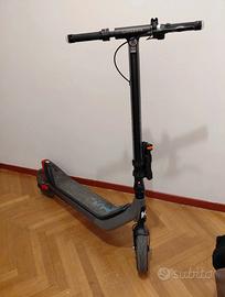 Monopattino elettrico Argento KPF by Pininfarina