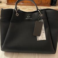 Borsa Armani