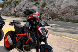 Ktm superduke 1290 r evo