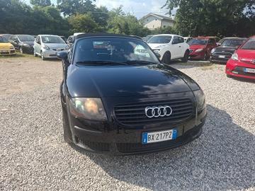 Audi TT Roadster 1.8 T 20V 179 CV cat
