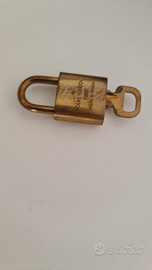 Lucchetto louis Vuitton originale