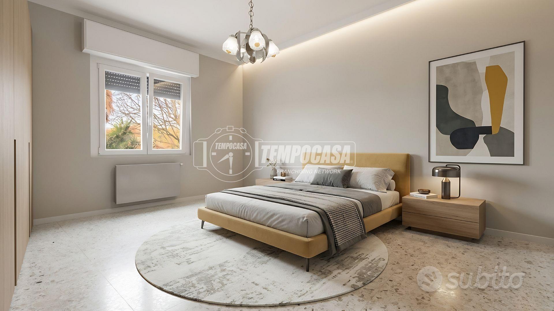 Casa – Saronno, Campo Sportivo-Colombara - Altro