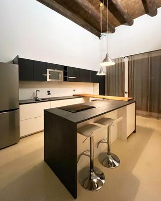 Pensili Cucina Ikea con Microonde Indesit