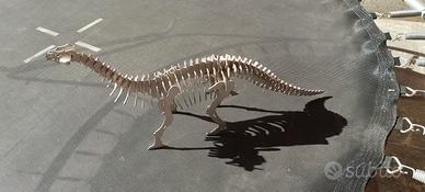 scheletro dinosauro in acciaio inox