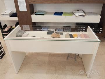 arredamento negozio