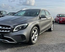 MERCEDES-BENZ GLA 180 Sport auto