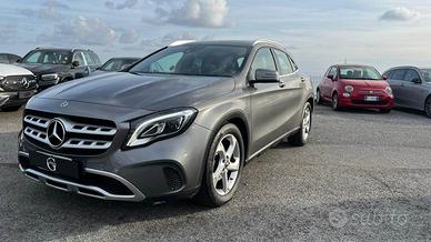 MERCEDES-BENZ GLA 180 Sport auto