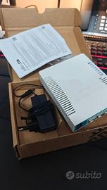 Router Switch Mikrotik CRS106-1C-5S