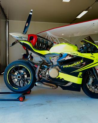 2014 Ducati panigale 1199 (solo pista)