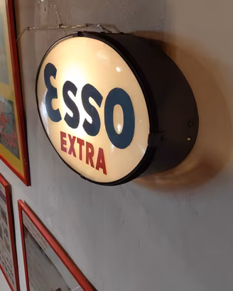 Insegna Esso Extra 