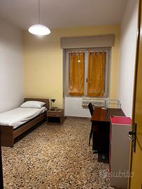 Una stanza singola a Sassari