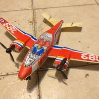 aereo di latta a frizione anni 70