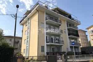 QUADRILOCALE DA PERSONALIZZARE
