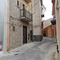 Casa di circa 70 m situata in due piani a Nicosia