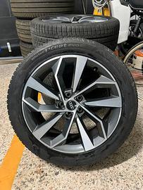 Cerchi Originali Audi da 19" con gomme invernali