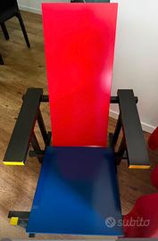 Sedia poltrona Cassina modello Red &Blue