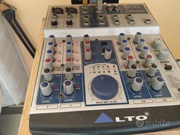 mixer alto con effetti x la voce