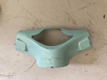Carena contorno contachilometri piaggio vespa prim