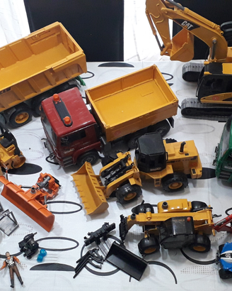 Bruder Camion Escavatore Ruspa Trattore Rimorchio