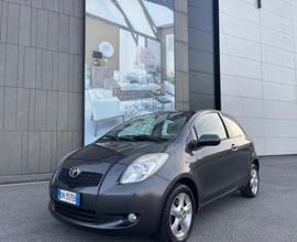 Toyota Yaris 1.3 3 porte Sol