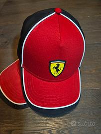 cappellino originale merchandising Ferrari