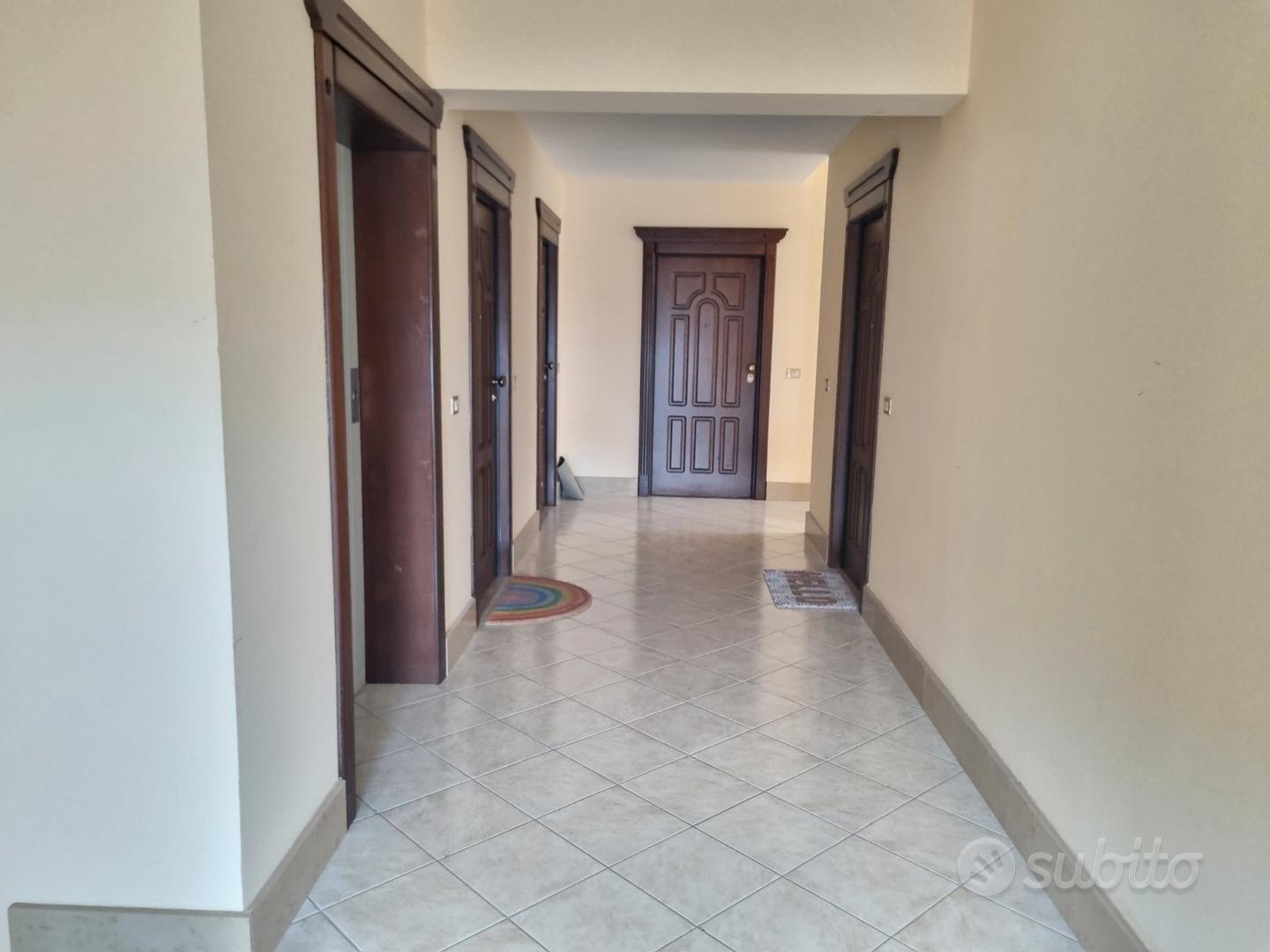 Duplex di 180 mq con box auto di 47 mq Nuovo - Vista 4
