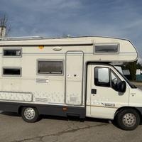 MOBILVETTA 6 POSTI FIAT 2.8 TD DEL 2000 GANCIO TRA