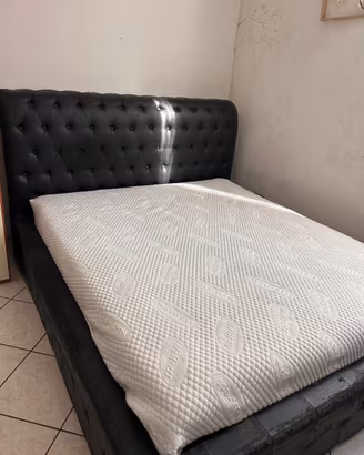 Letto matrimoniale contenitore 180x220 e materasso