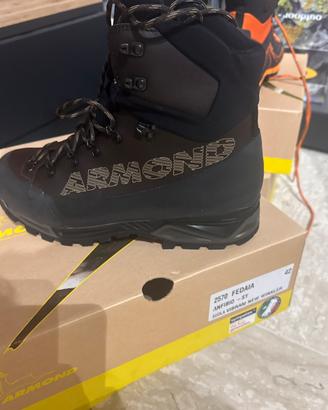 Scarpe trekking e caccia armond