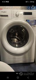 Lavatrice whirpool 8kg  15 mesi di vita