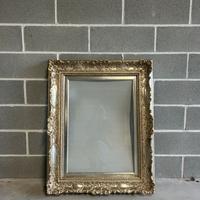 Cornice grande in stile classico dorata 80x100 cm