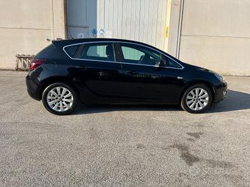 Opel Astra usata