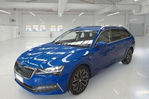 SKODA SUPERB 2.0 TDI EVO 147KW LEK DSG 4WD STATION