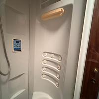 Doccia idromassaggio 