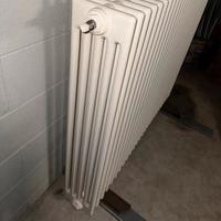 Calorifero bianco marca irsap