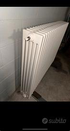 Calorifero bianco marca irsap