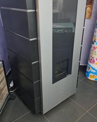 Idro stufa a pellets PALAZZETTI 35kw