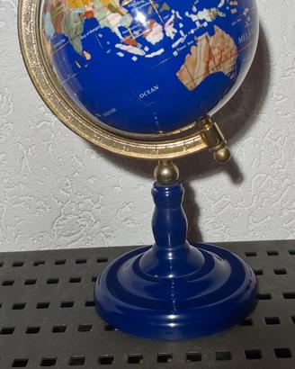 mappamondo in pietre dure